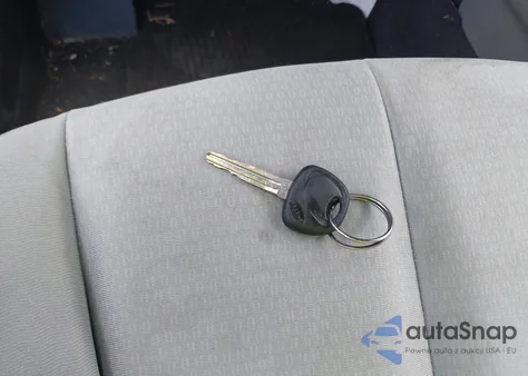 2008 Hyundai Elantra Gls/Se z USA, uszkodzony, nr VIN KMHDU46D48U370889